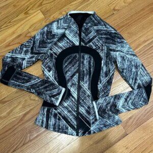 🍋 LULULEMON "Find Your Bliss" Reversible Jacket
